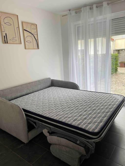 דירות Créteil Studio Tout Confort, Au Pied De Toute Commodite, 2 מראה חיצוני תמונה